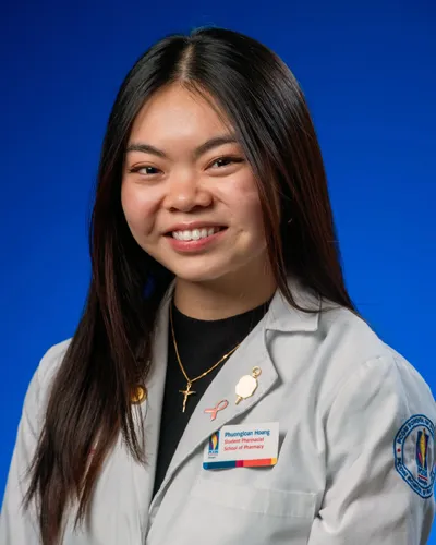 Phuongloan Hoang (PharmD '25) portrait